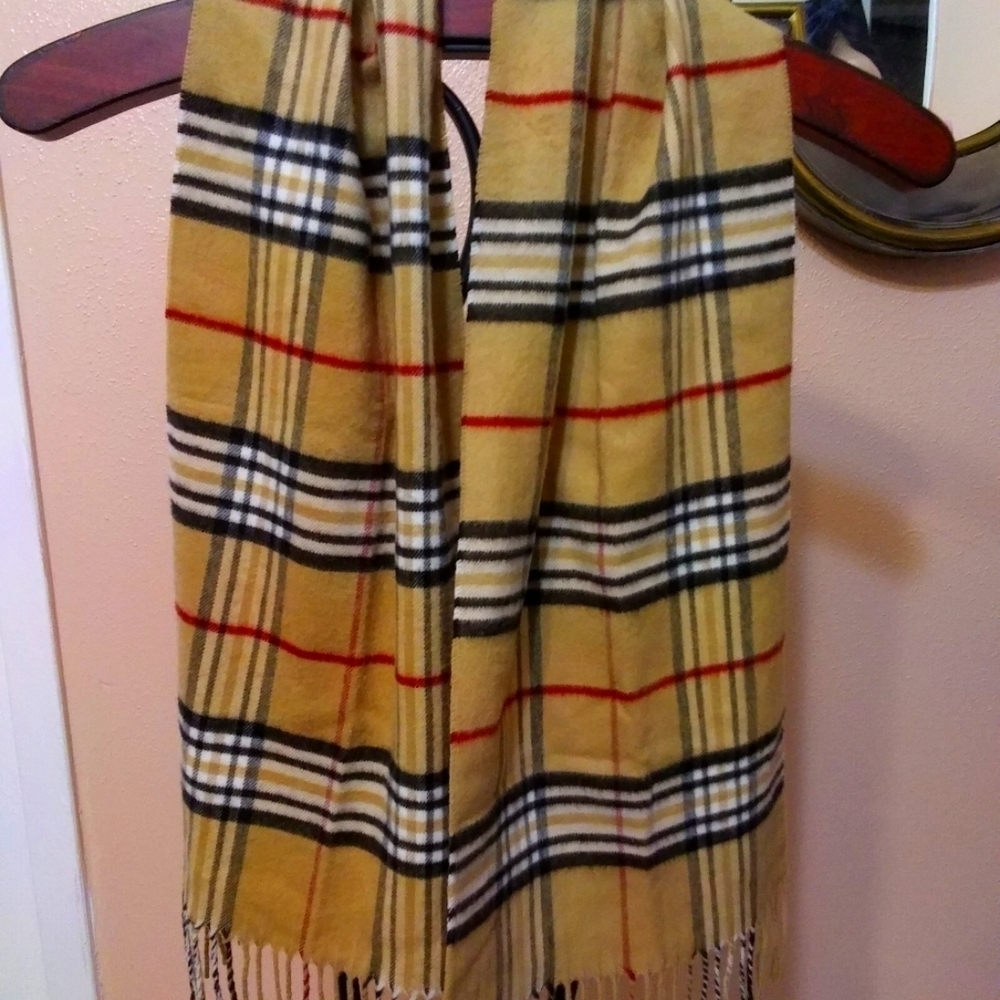 Man's V.Frass 100% Acrylic Scarf